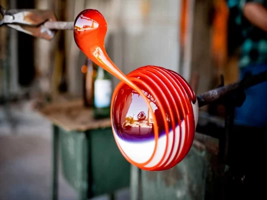 murano private tour glassblowing molten glass