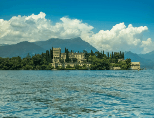 Garda castle