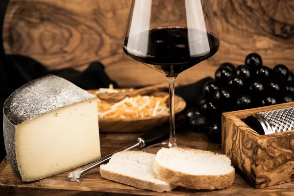valpolicella private tour amarone wine cheese grapes